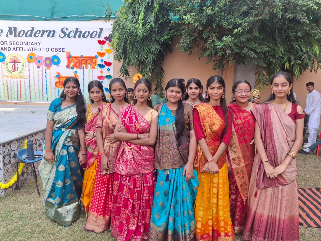 Exhibition displaying arts and crafts